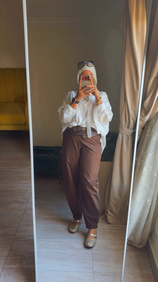 βEasy to go in brownβ