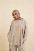 ‘Daily Set’ in Beige