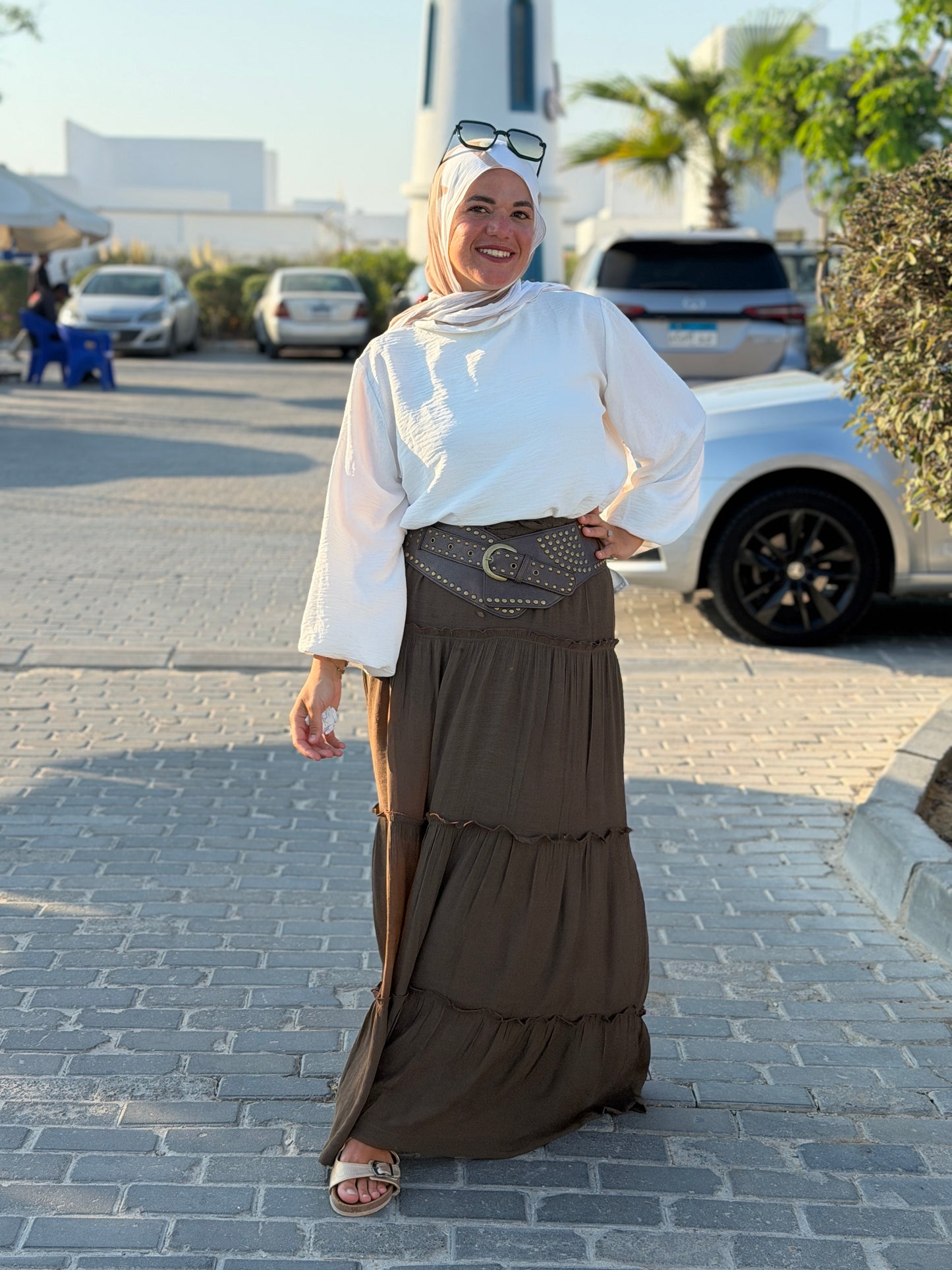 “Shinny skirt”
