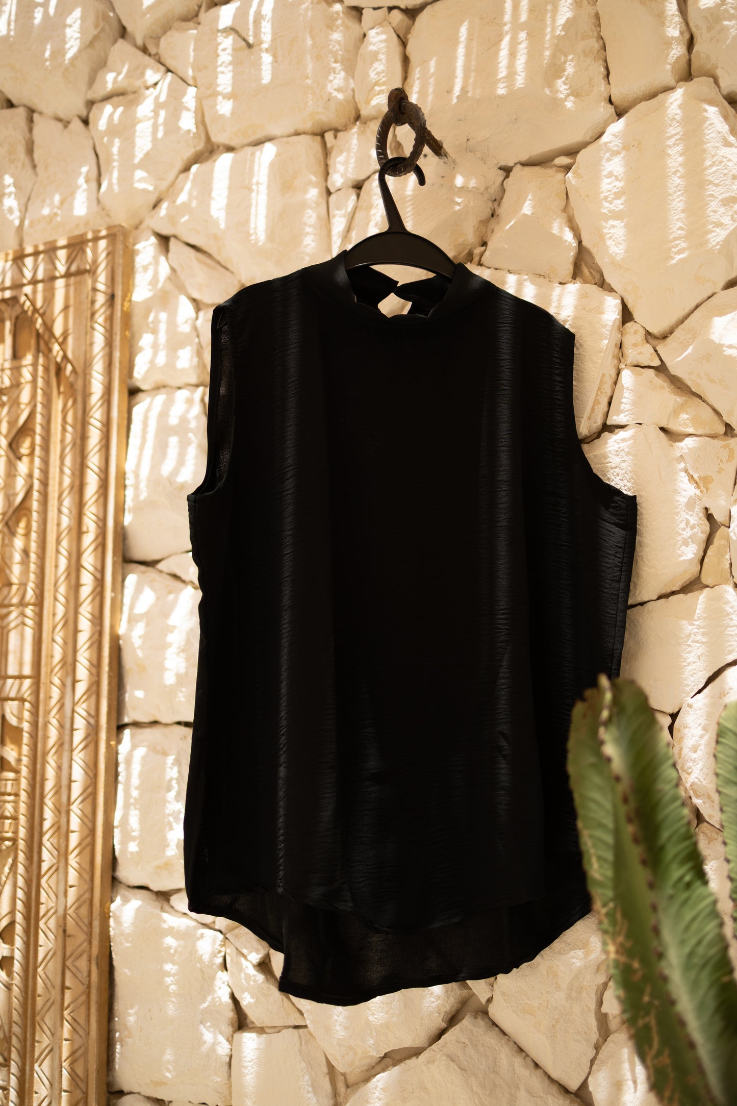 Essential top