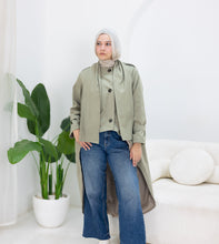 High-low”trench coat”