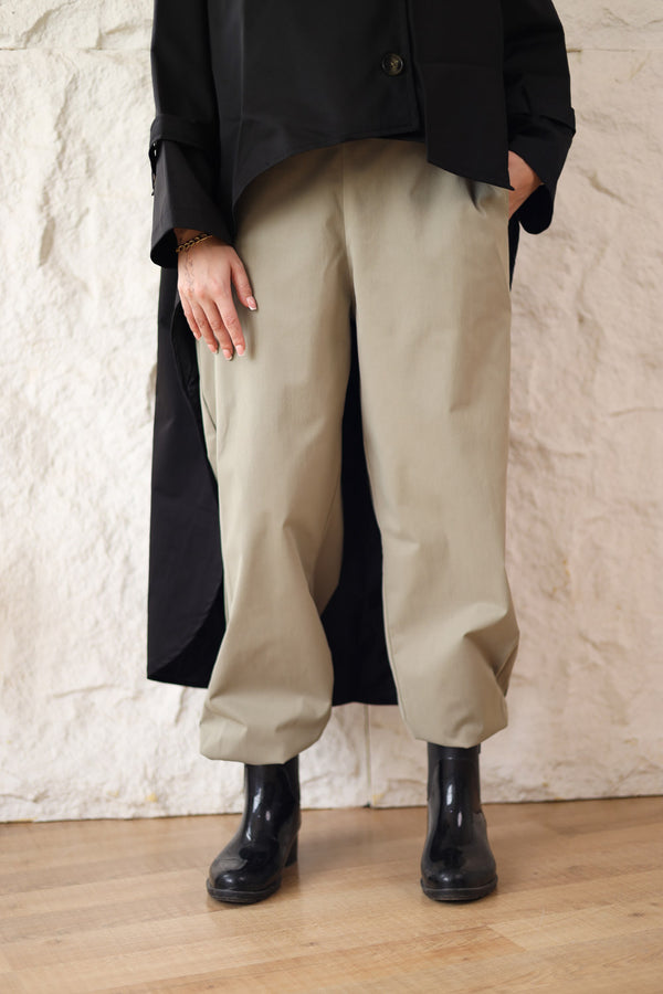 “Easy to go pants” in olive