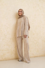‘Daily Set’ in Beige
