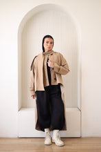 “High low coat”