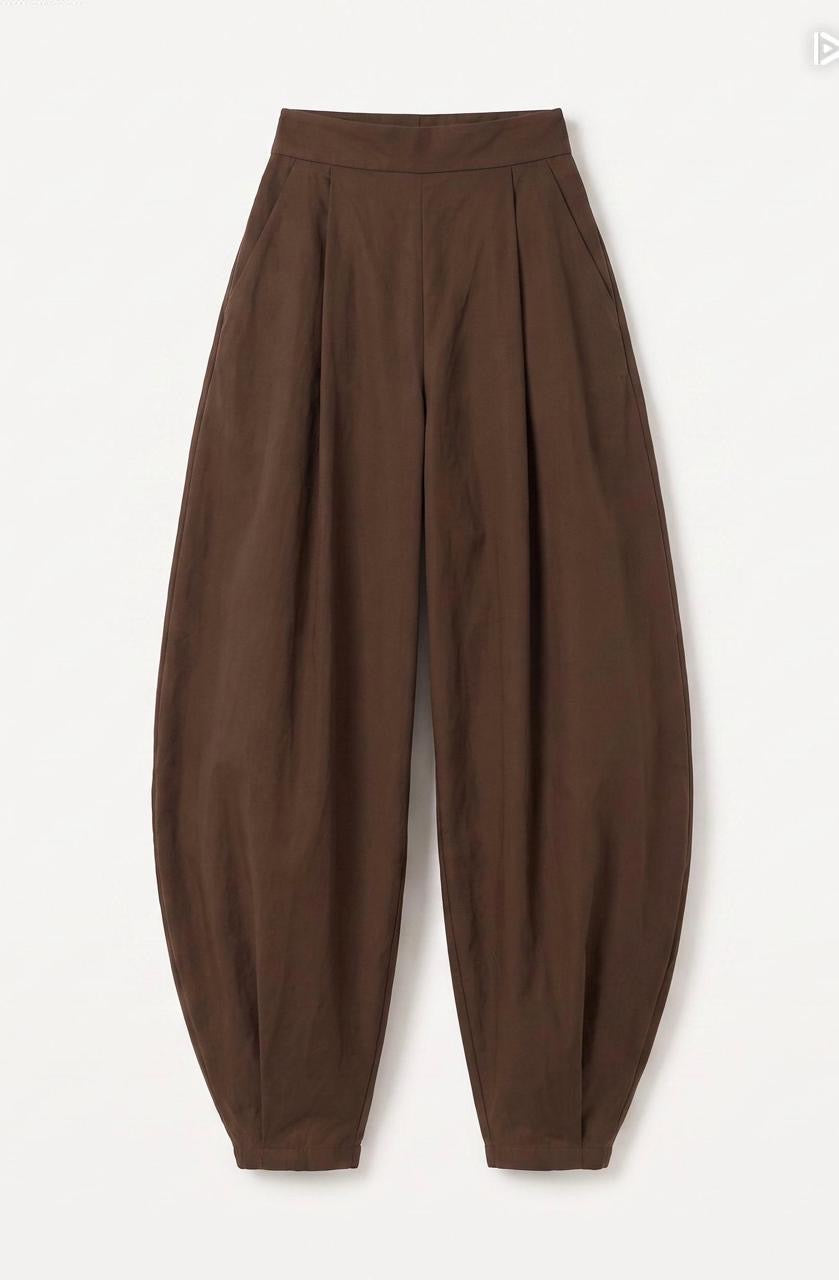 “Easy to go in brown”