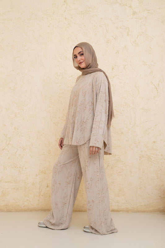‘Daily Set’ in Beige